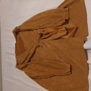 Beautiful  blazer size medium  color brow